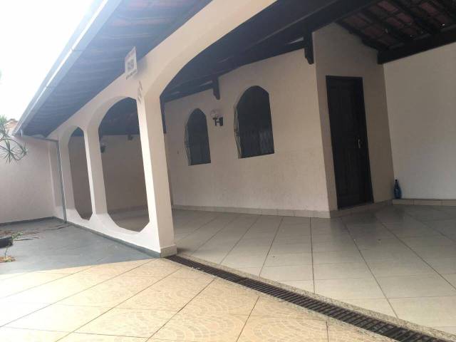 Casa para Venda em Coronel Fabriciano - 2