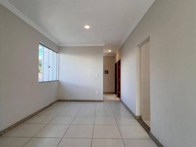 #488 - Apartamento para Venda em Timóteo - MG