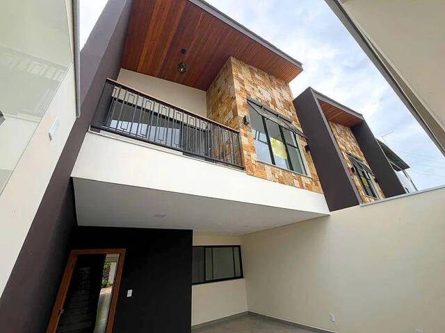 Casa para Venda em Coronel Fabriciano - 2