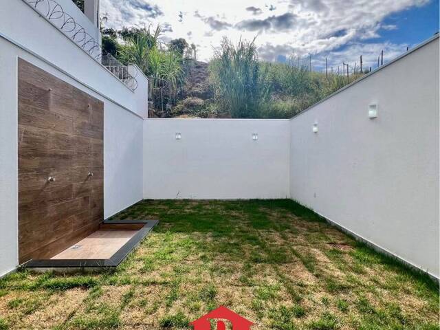 #546 - Casa para Venda em Santana do Paraíso - MG - 2