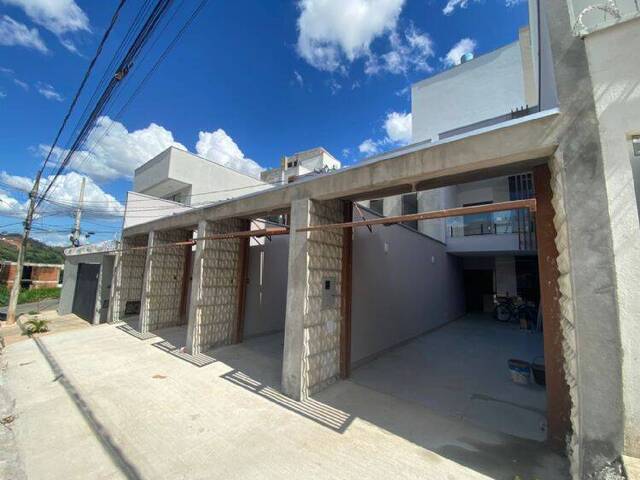 #552 - Casa para Venda em Coronel Fabriciano - MG - 2