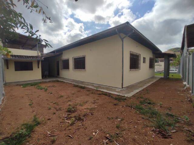 #558 - Casa para Venda em Coronel Fabriciano - MG - 3