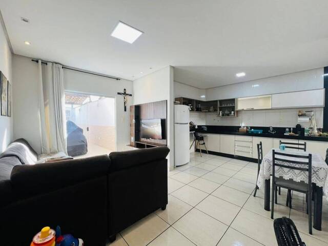 #585 - Casa para Venda em Coronel Fabriciano - MG - 2