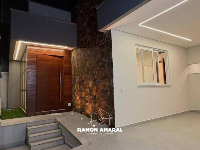 #623 - Casa para Venda em Coronel Fabriciano - MG - 2