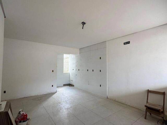 #642 - Apartamento para Venda em Coronel Fabriciano - MG - 2