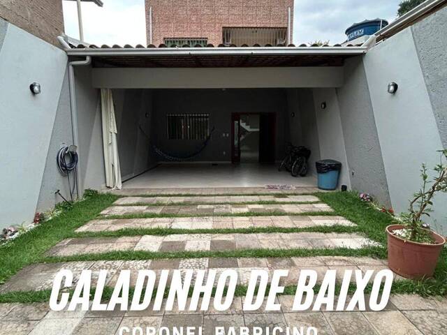 #647 - Casa para Venda em Coronel Fabriciano - MG