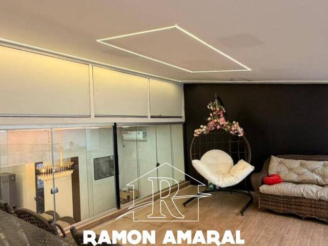 #664 - Casa para Venda em Coronel Fabriciano - MG