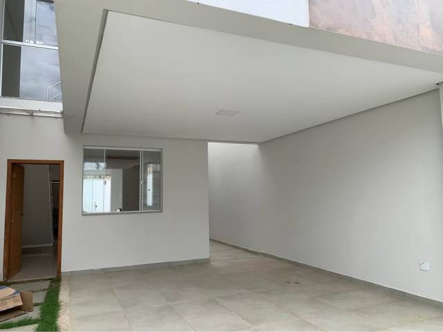 #710 - Casa para Venda em Coronel Fabriciano - MG