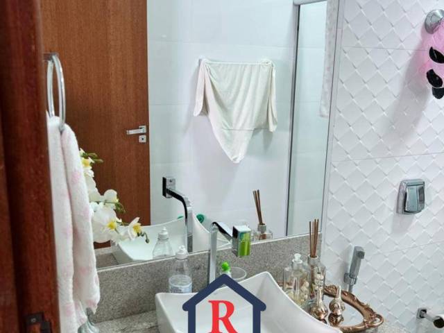 #718 - Casa para Venda em Coronel Fabriciano - MG