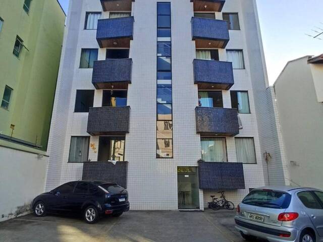 #745 - Apartamento para Venda em Santana do Paraíso - MG