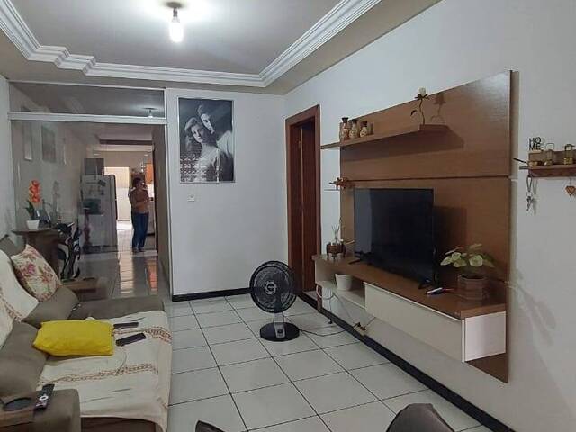 #753 - Casa para Venda em Coronel Fabriciano - MG