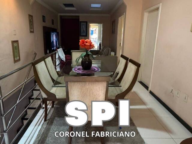 #762 - Casa para Venda em Coronel Fabriciano - MG