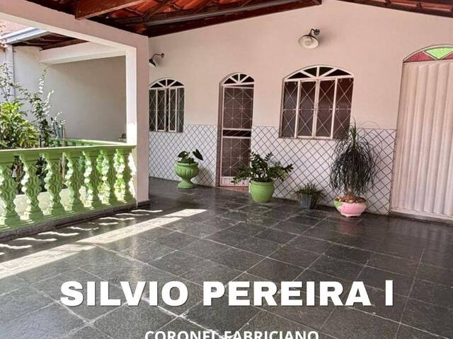 #806 - Casa para Venda em Coronel Fabriciano - MG