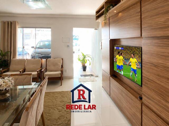 #832 - Casa para Venda em Coronel Fabriciano - MG
