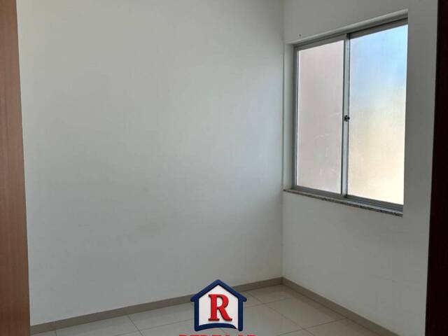 #833 - Apartamento para Venda em Coronel Fabriciano - MG